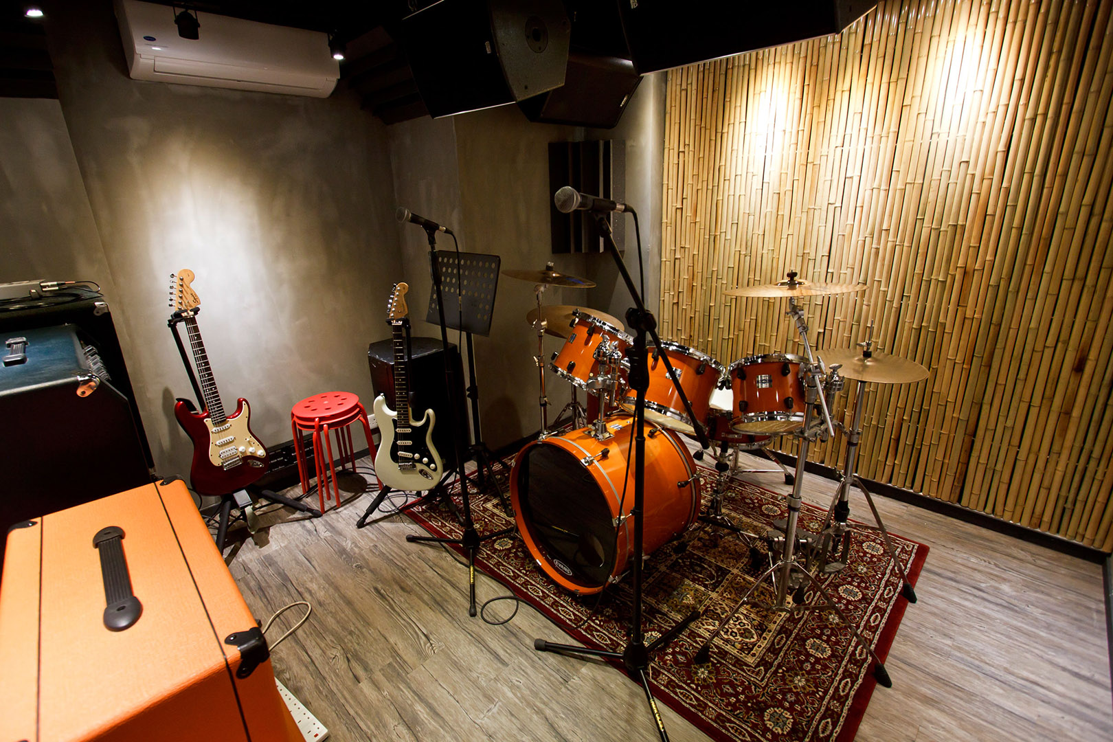 STUDIO A